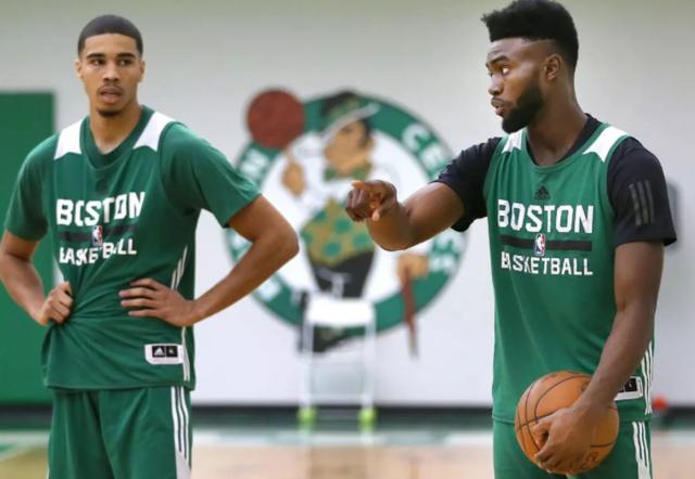 一次选择，决定一季走向（一念之选，定全季格局）