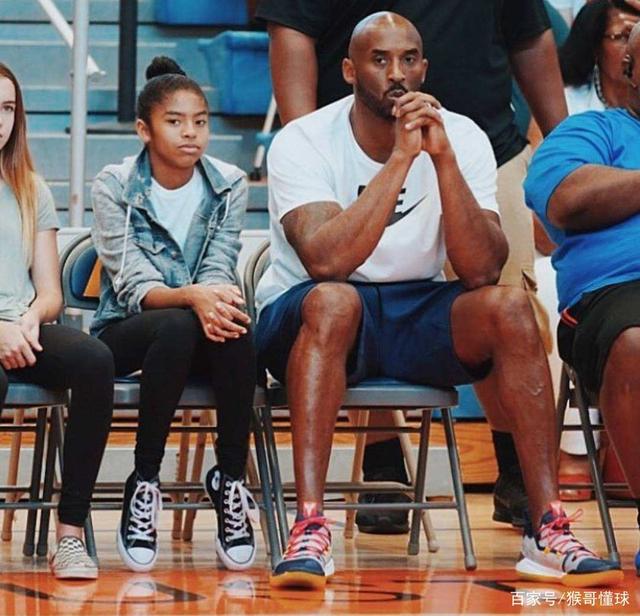 图片报：多特坚决拒绝重新签回桑乔，认为其已经找不回状态（图片报：多特拒绝再度引进桑乔，称其难以重拾状态）