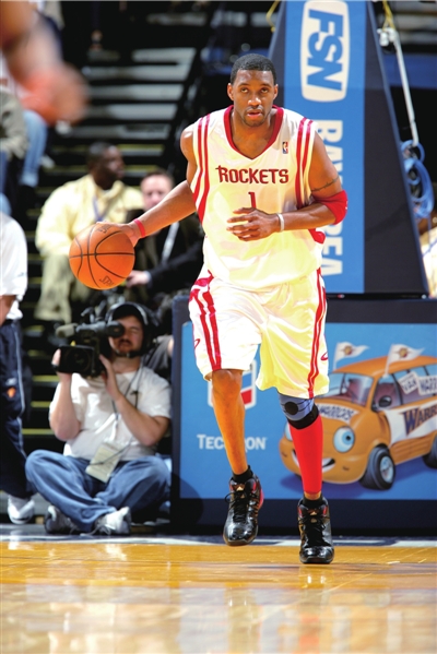 约罗：新赛季我们一定会展现出新面貌，这将是对上赛季的复仇（约罗：新赛季我们将以全新姿态出发，誓为上季复仇）