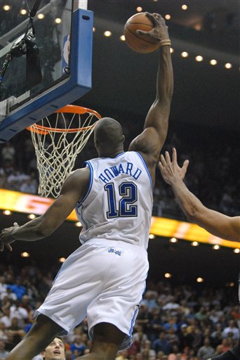 每体：巴萨将在下周签约埃及前锋，形式为租借+选择性买断（每体：巴萨预计下周引进埃及前锋，租借在先附带可选买断）